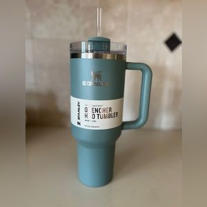 NWT Stanley 40oz Tumbler